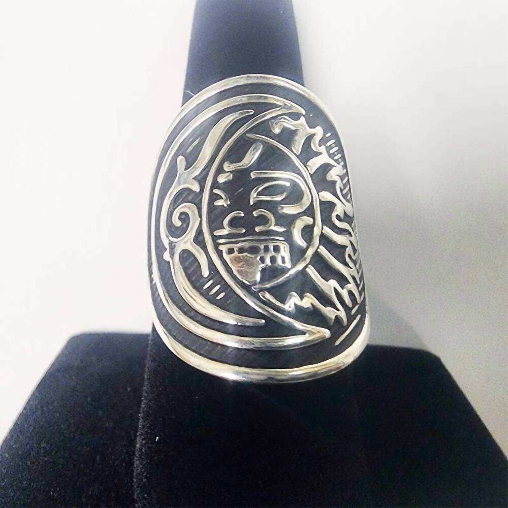NEW COSTELLO INTERNATIONAL unisex eclipse statement ring in silver - Picture 2 of 3